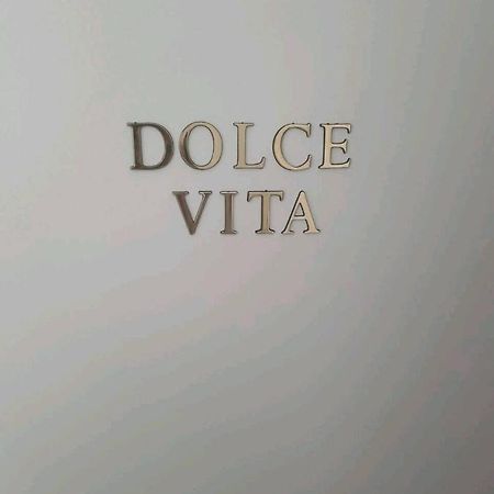 Le Dolce Vita - Centre Historique, Proche Toutes Commodites, Stationnement Aise, Wifi-Netflix Niort Exteriér fotografie