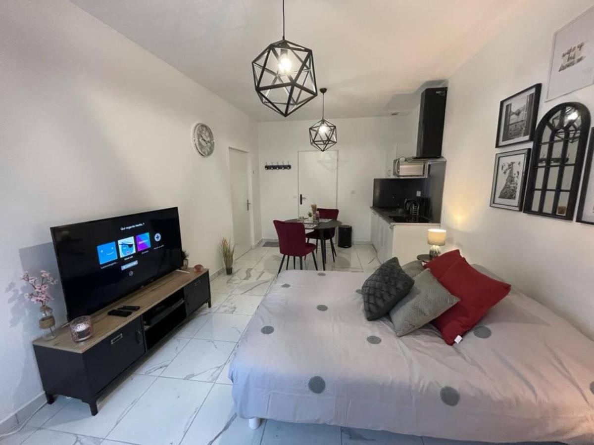 Le Dolce Vita - Centre Historique, Proche Toutes Commodites, Stationnement Aise, Wifi-Netflix Niort Exteriér fotografie